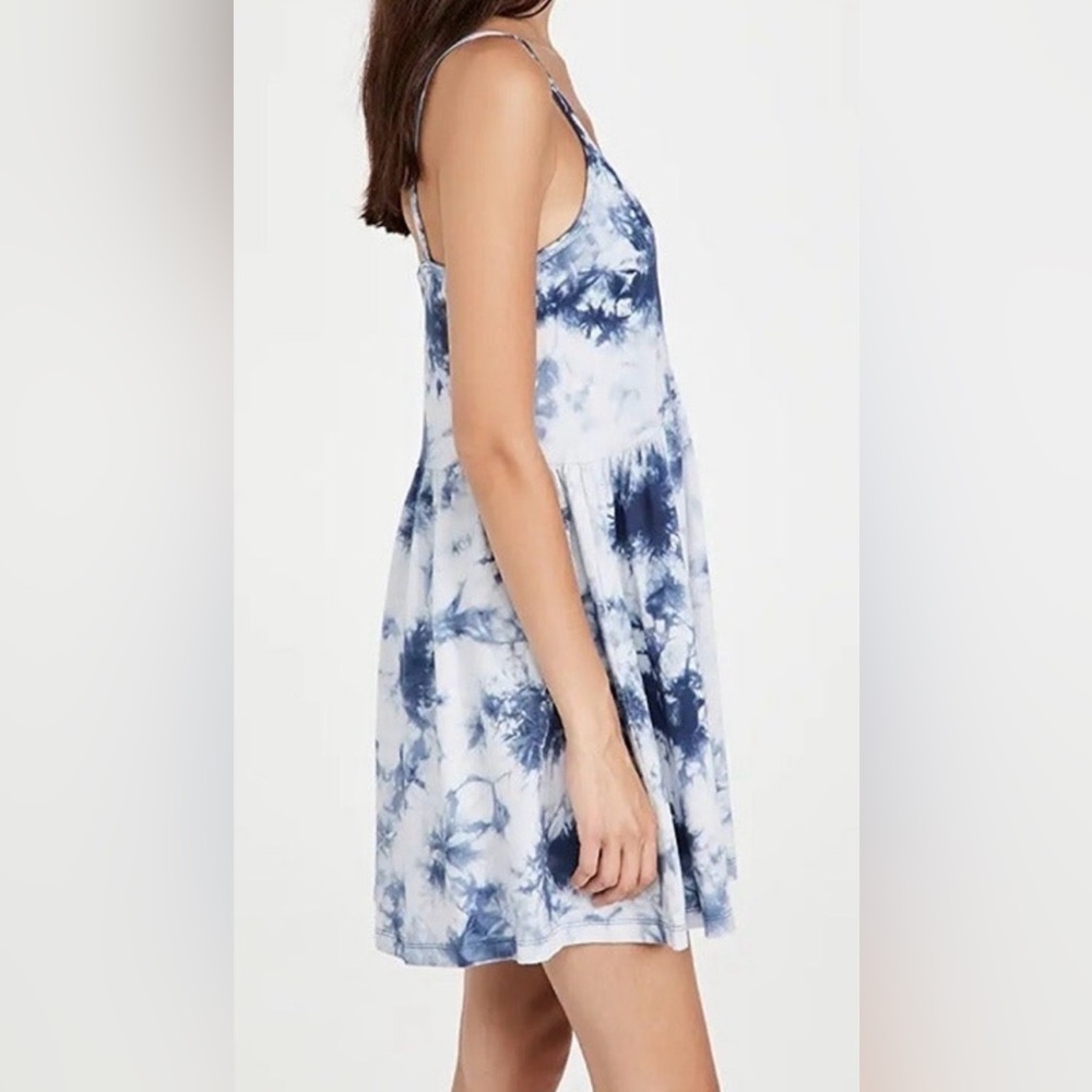REVOLVE Z Supply NWT Kona Cloud Print Mini Dress—Black Iris Tie-Dye Size Large - Picture 7 of 12